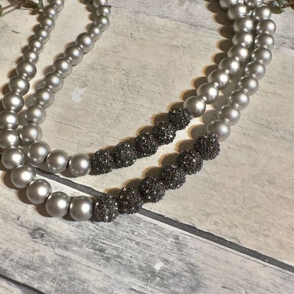 Banana Republic Double Strand Pearl & Rhinestone Ball Necklace - Picture 3 of 4